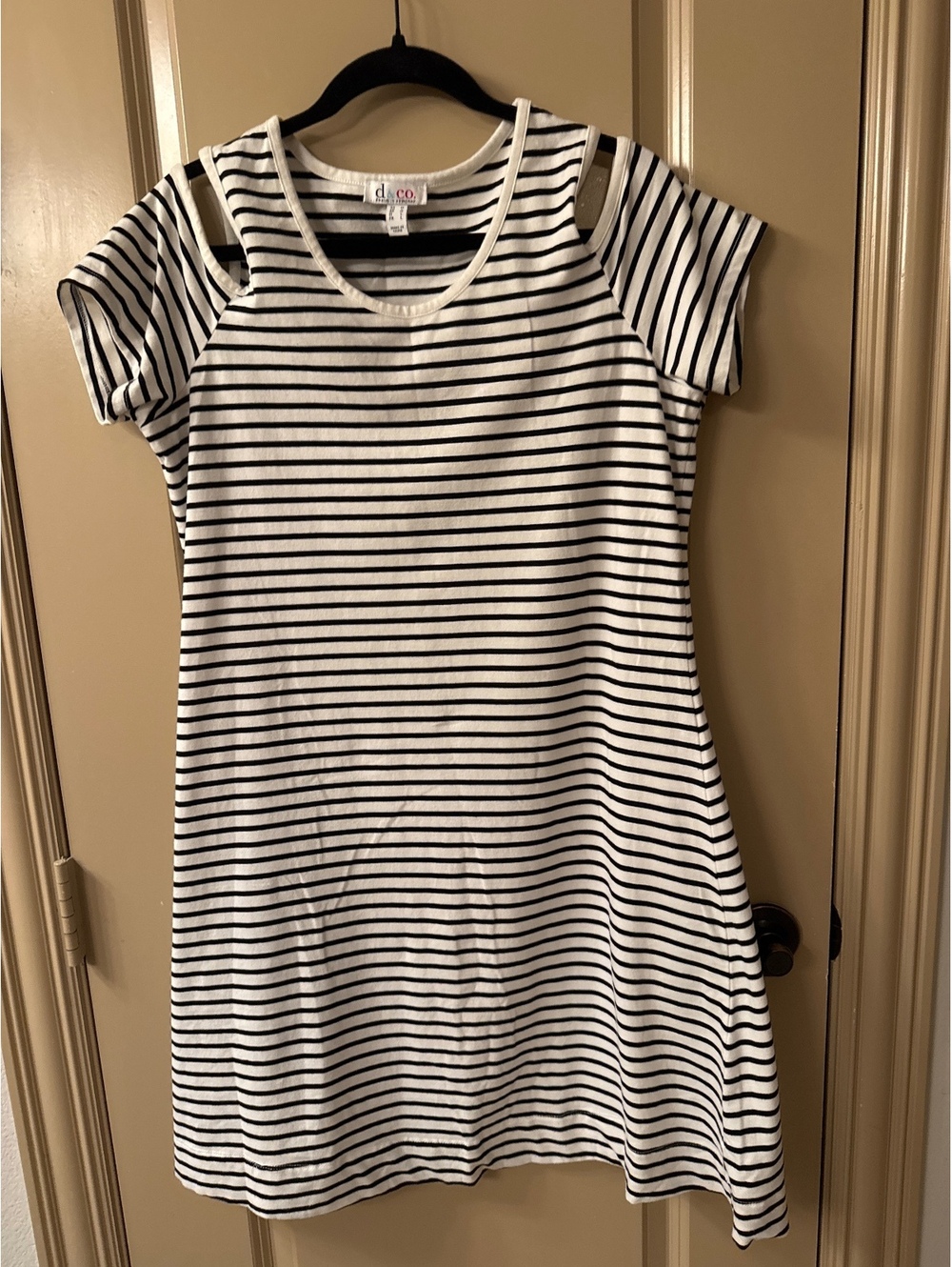 Denim & Co Women's Black and White Striped Cold Shoulder Dress Size Large